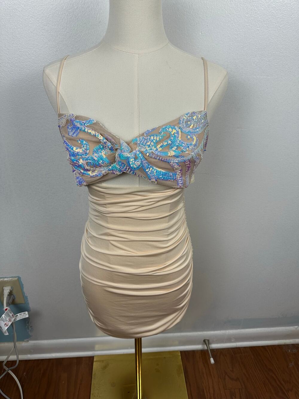 Aqua Damask Sequin Sweetheart Top and Beige Ruched Bodycon Mini Dress medium